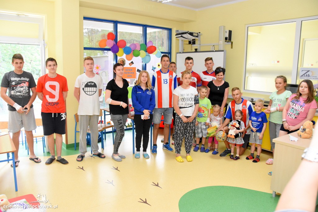 Piłkarze Lidera na oddziale dziecięcym