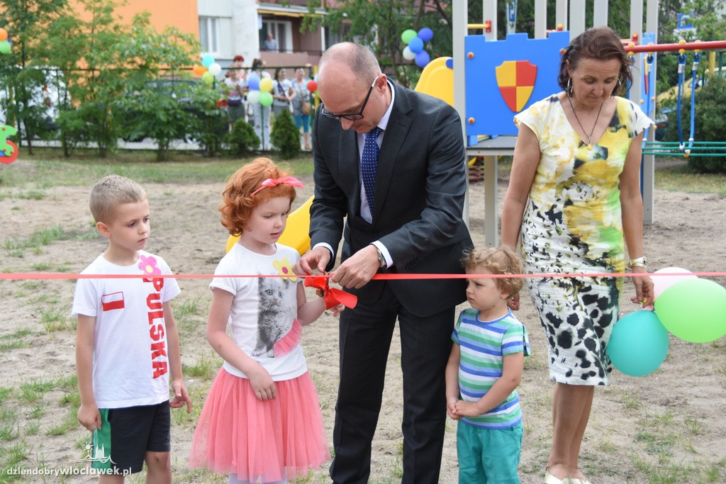 Otwarcie placu zabaw przy Gałczyńskiego
