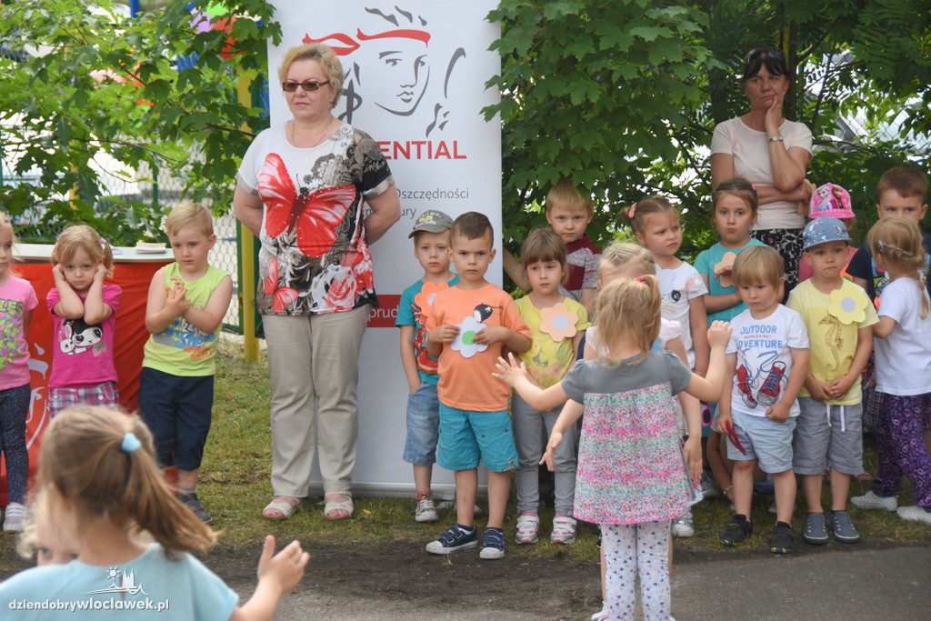 Otwarcie placu zabaw przy Gałczyńskiego