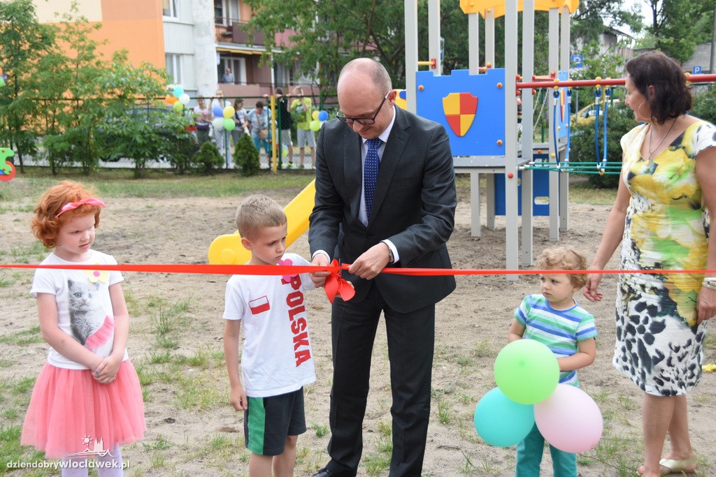 Otwarcie placu zabaw przy Gałczyńskiego
