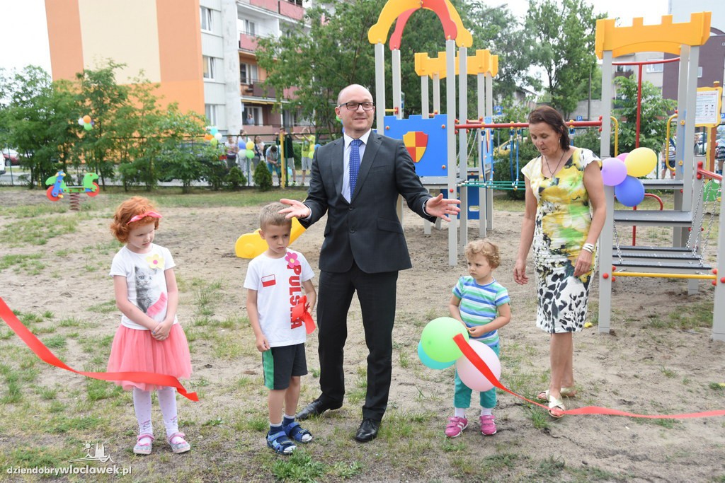 Otwarcie placu zabaw przy Gałczyńskiego