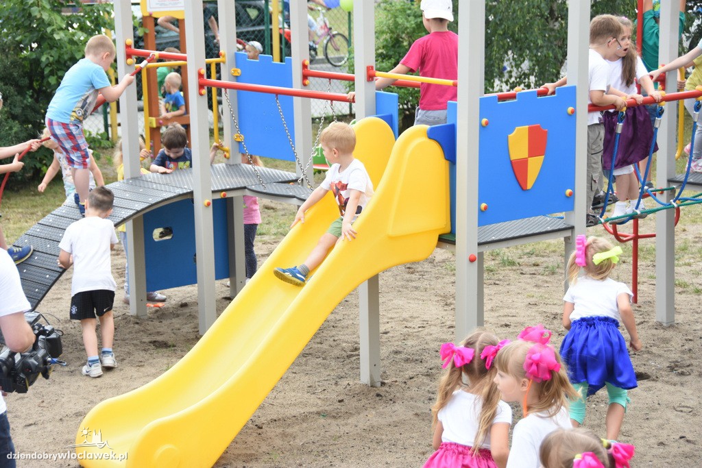 Otwarcie placu zabaw przy Gałczyńskiego
