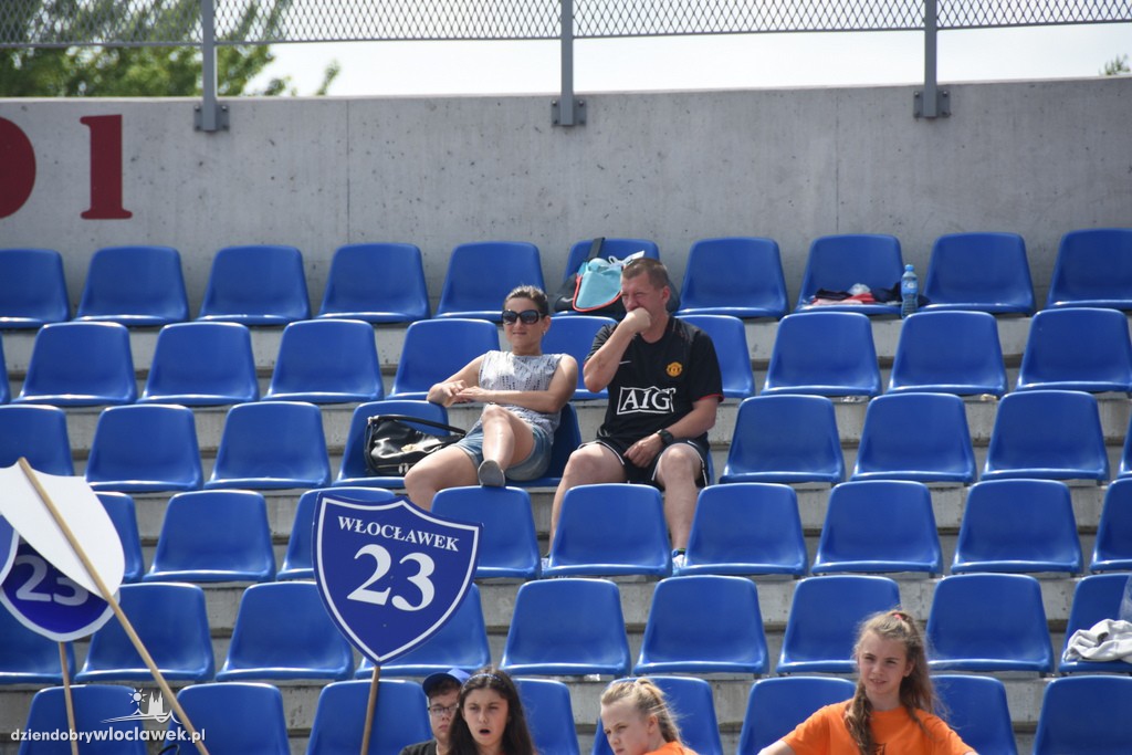 O uśmiech dziecka na stadionie