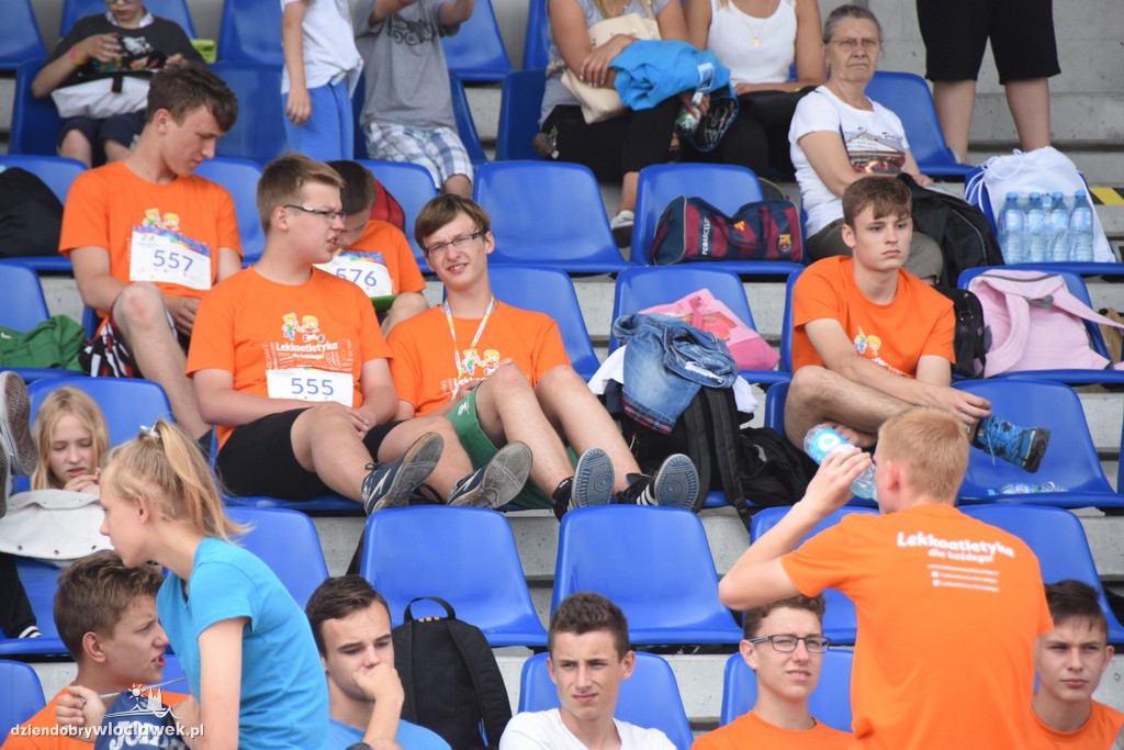 O uśmiech dziecka na stadionie