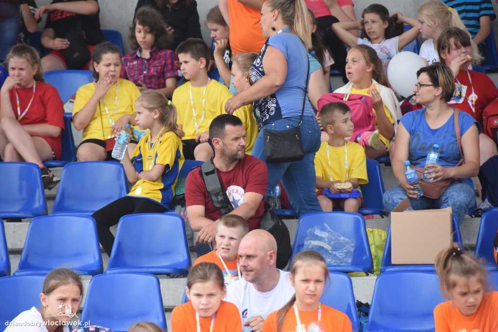O uśmiech dziecka na stadionie