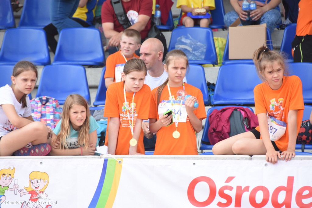 O uśmiech dziecka na stadionie