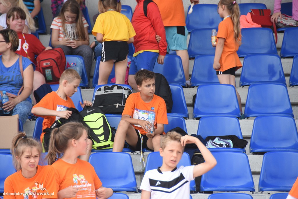 O uśmiech dziecka na stadionie