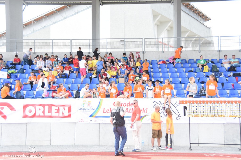 O uśmiech dziecka na stadionie