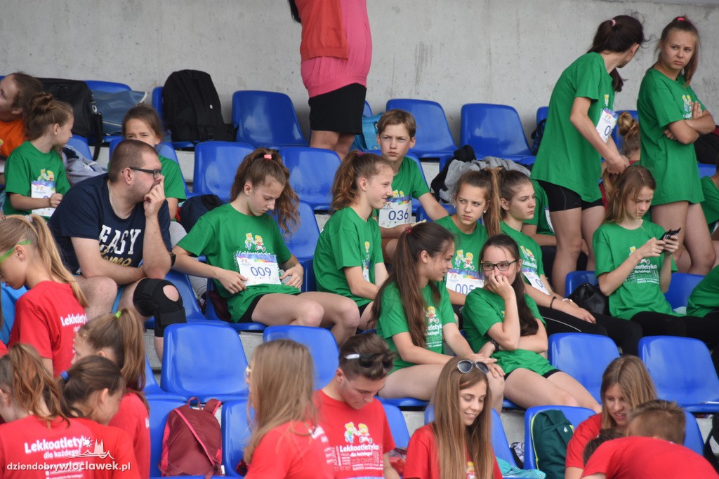 O uśmiech dziecka na stadionie