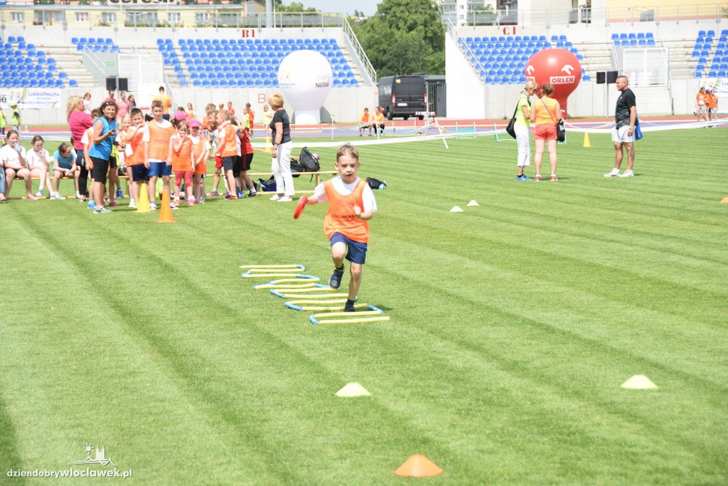 O uśmiech dziecka na stadionie