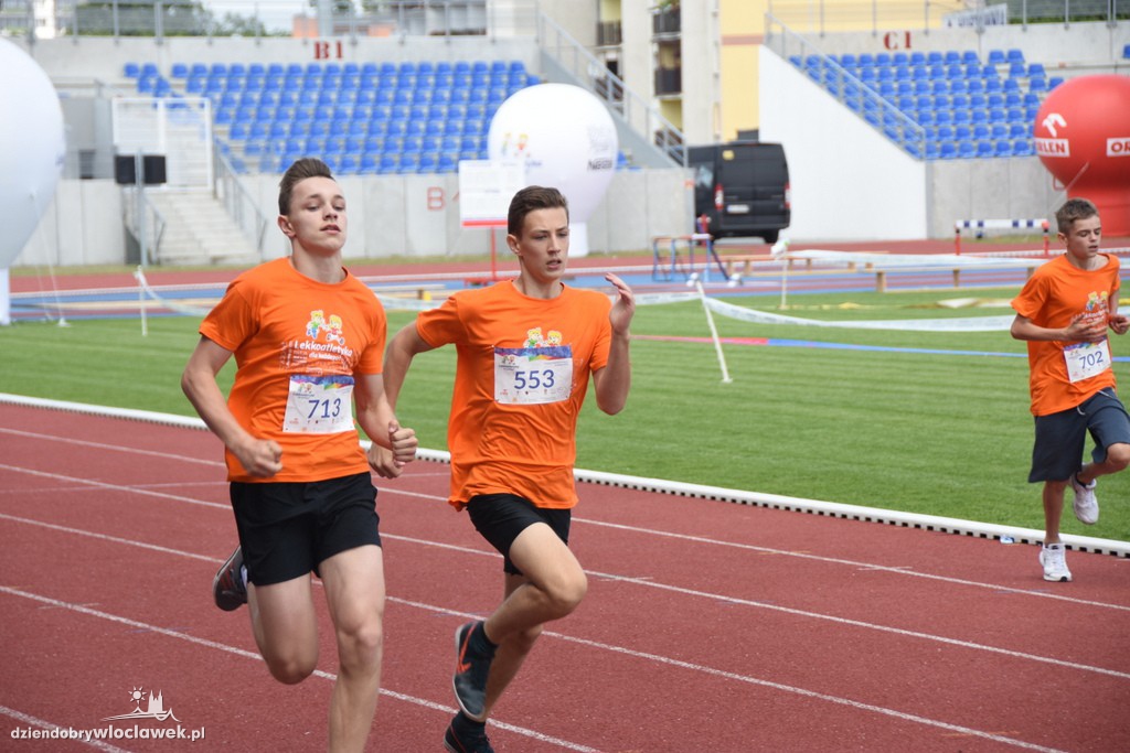 O uśmiech dziecka na stadionie