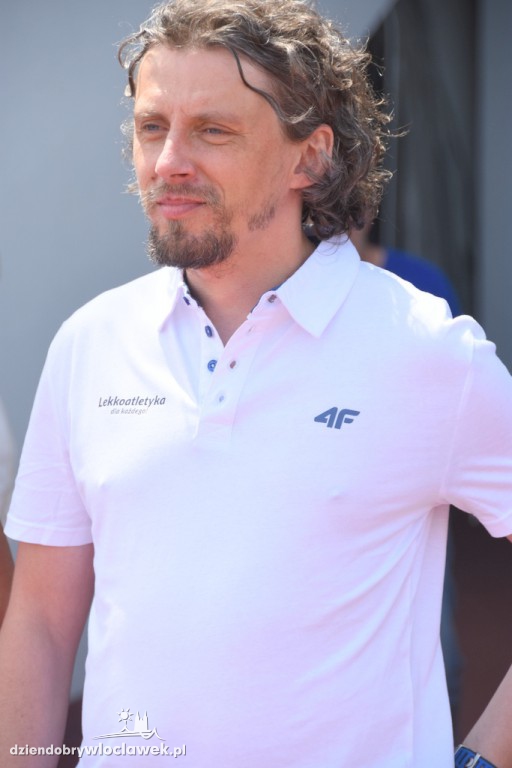 O uśmiech dziecka na stadionie