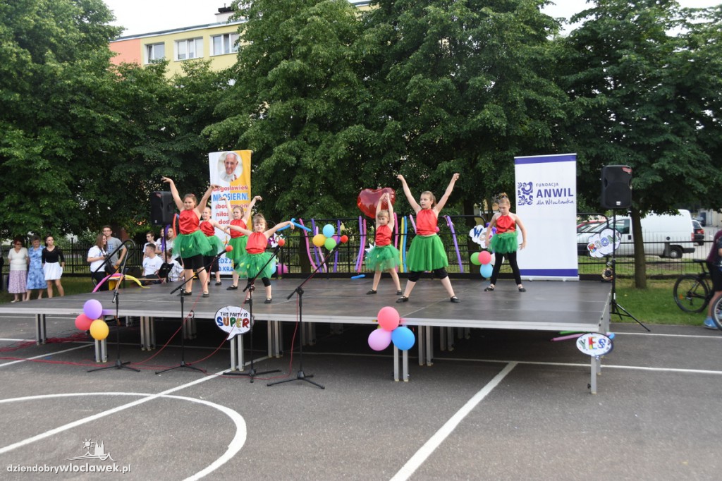 Dzień dziecka z Trampoliną
