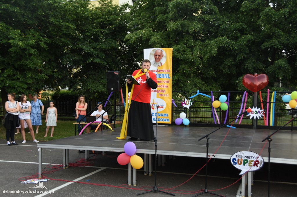 Dzień dziecka z Trampoliną