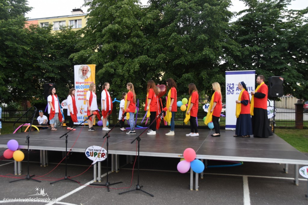 Dzień dziecka z Trampoliną