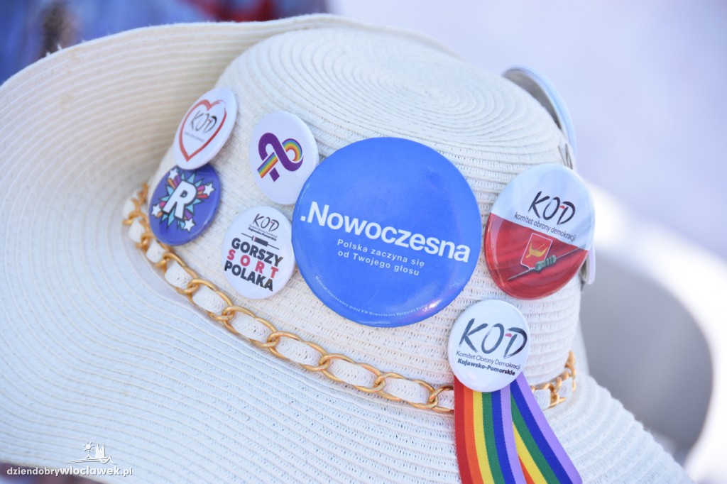 Festyn KOD na bulwarach