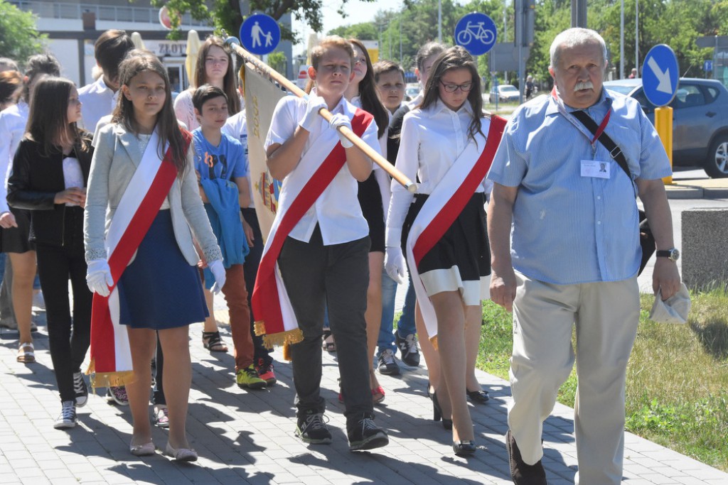 Marsz szlakiem przejazdu papieża