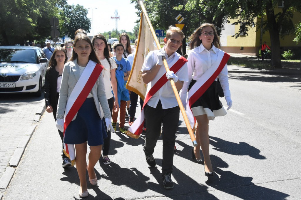 Marsz szlakiem przejazdu papieża