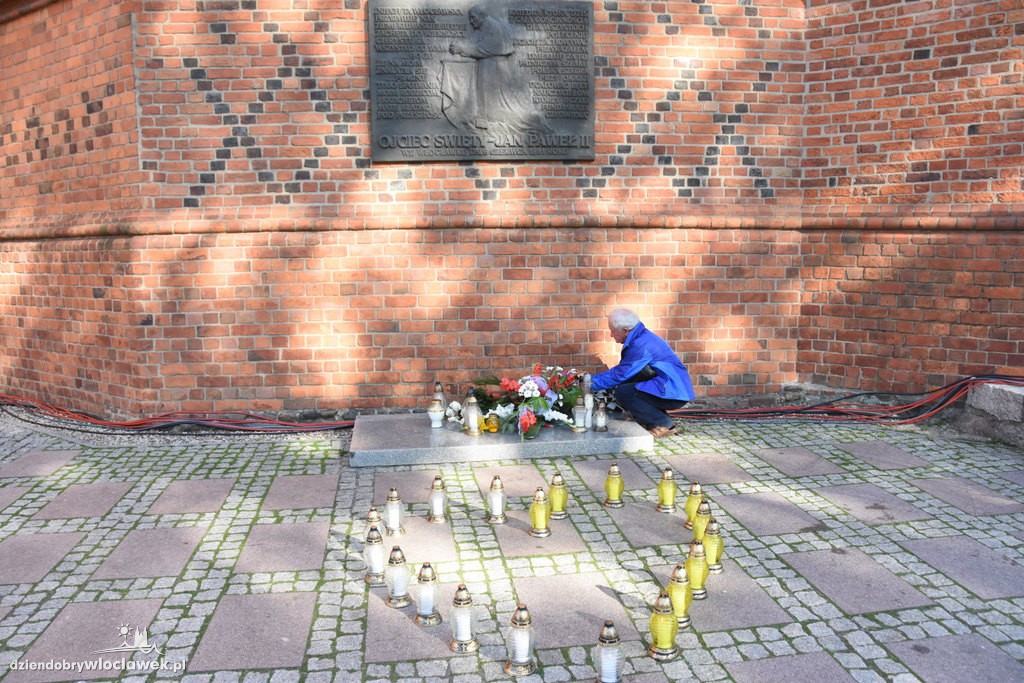 Montaż słowno - muzyczny w katedrze