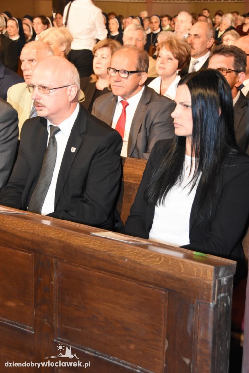 Montaż słowno - muzyczny w katedrze
