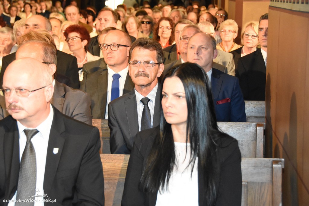 Montaż słowno - muzyczny w katedrze