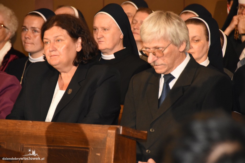 Montaż słowno - muzyczny w katedrze