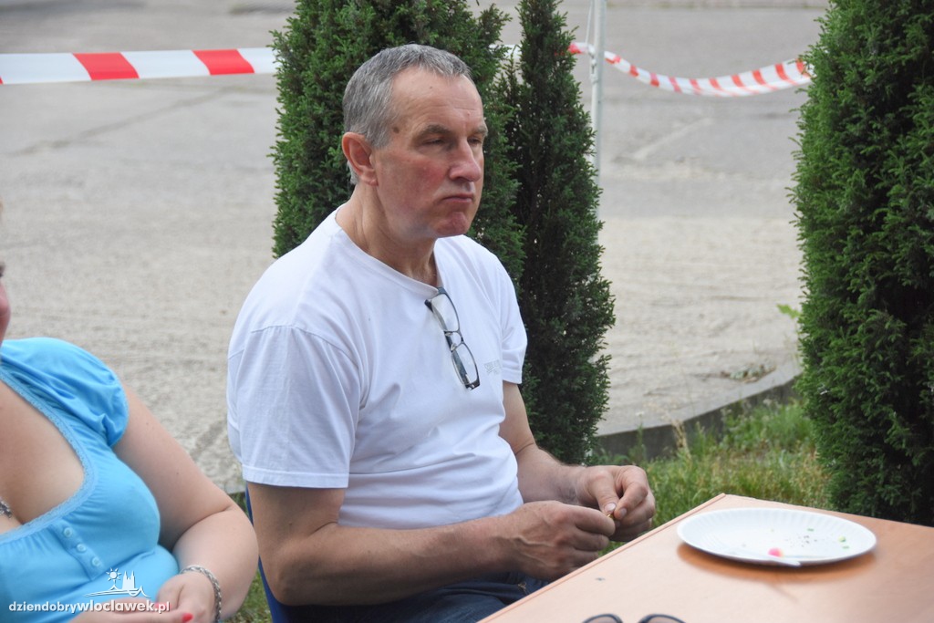 Śniadanie pod chmurką