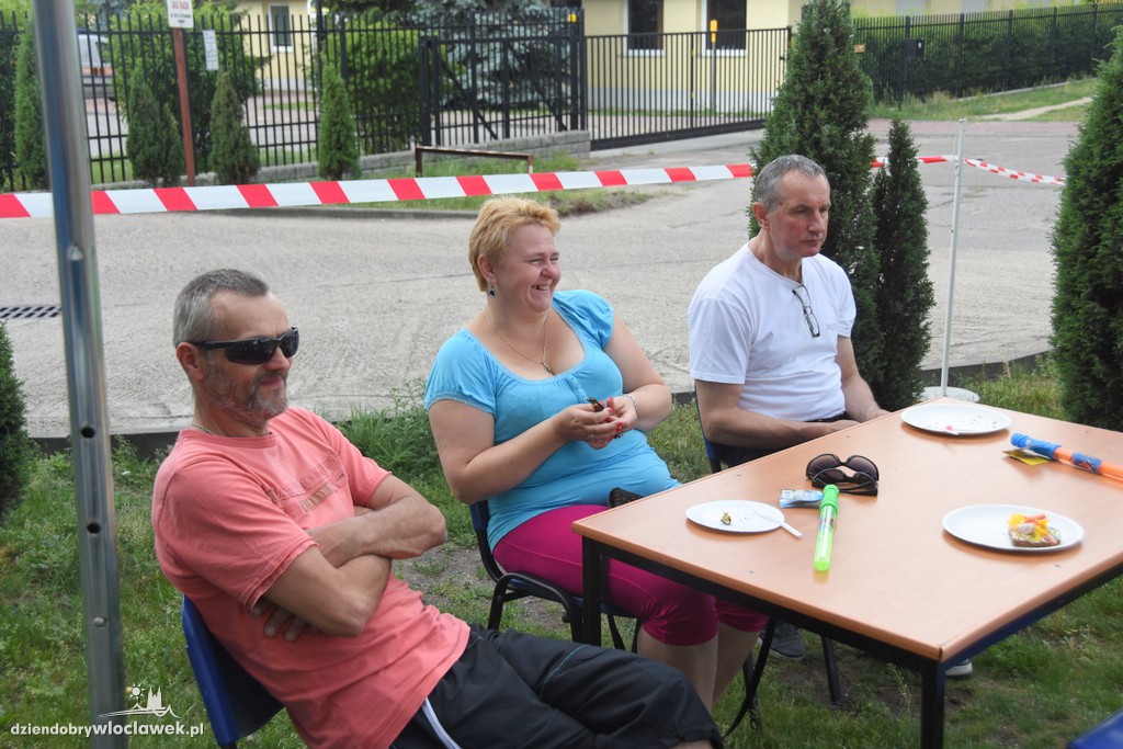 Śniadanie pod chmurką