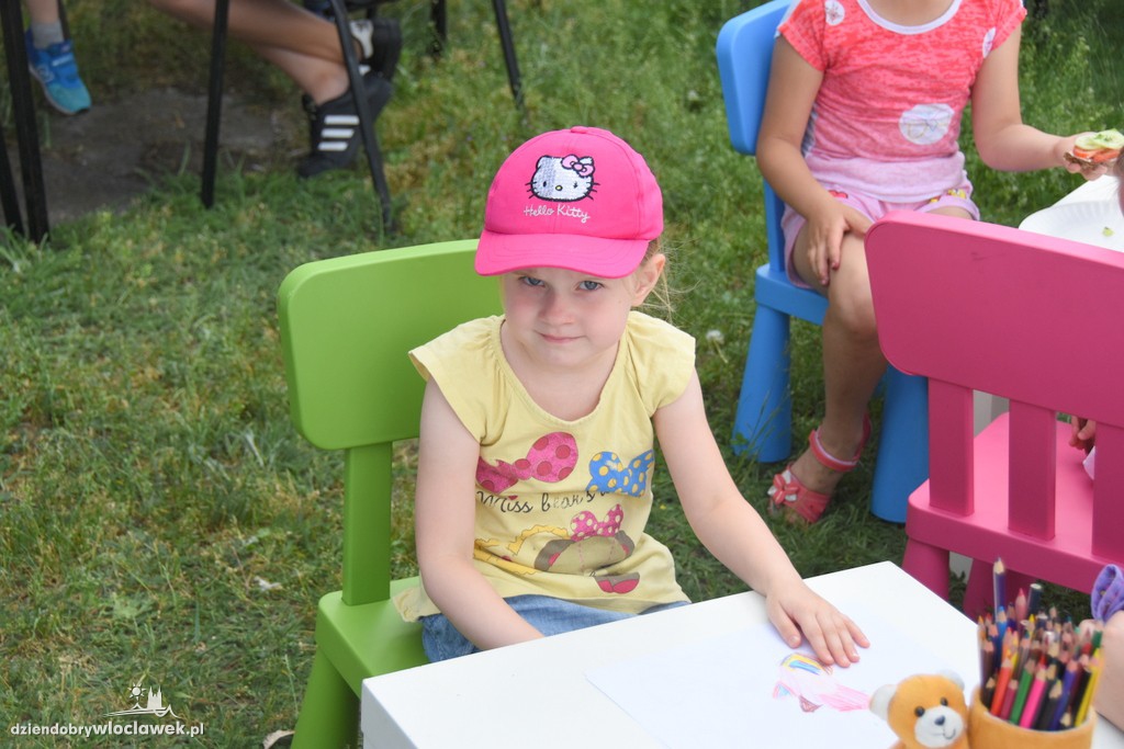 Śniadanie pod chmurką
