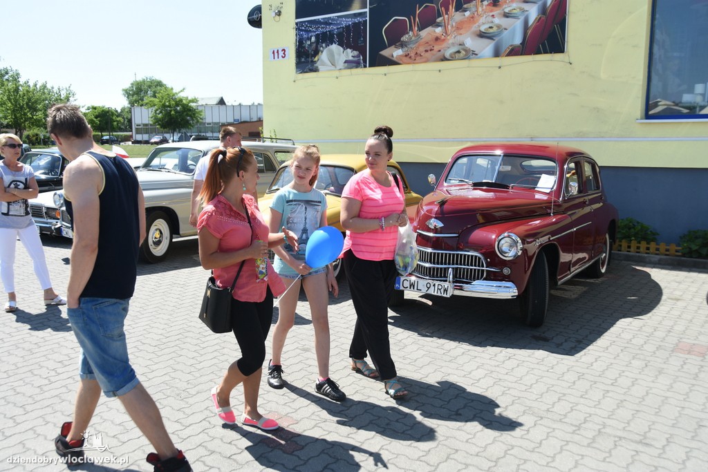 Old time meeting show