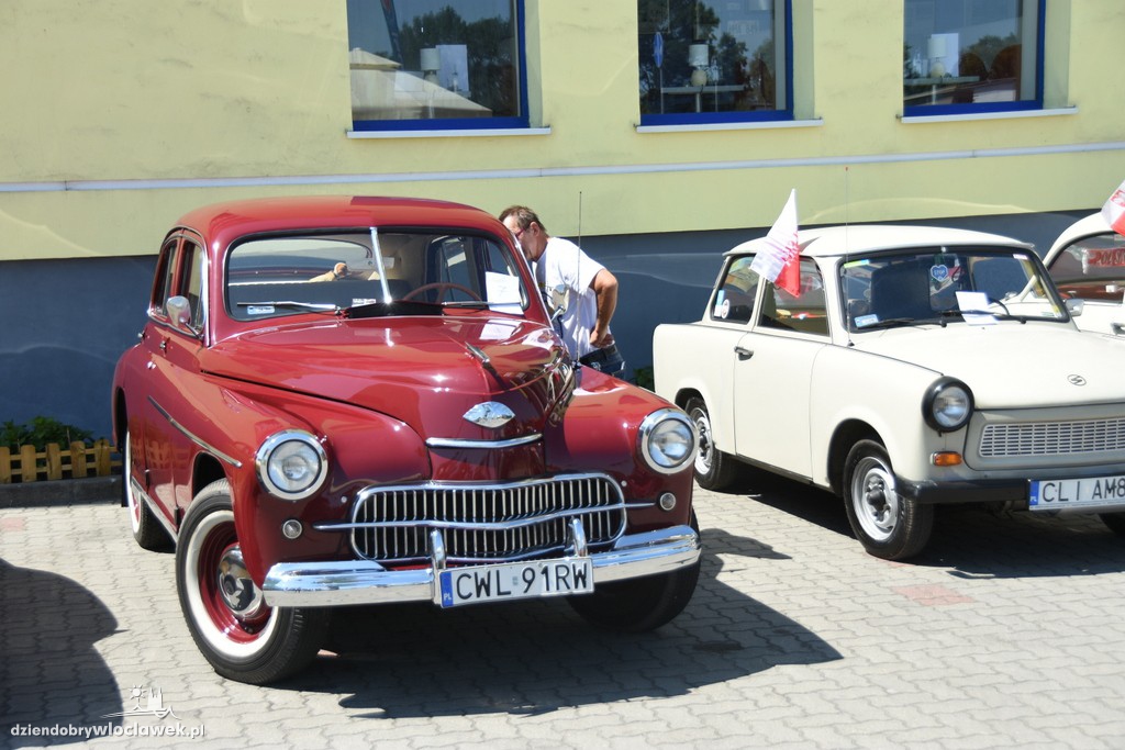 Old time meeting show