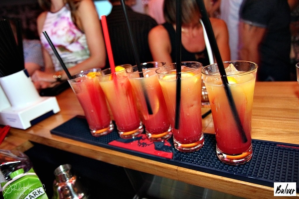 Sobota 11.06 Bulvar Million Club