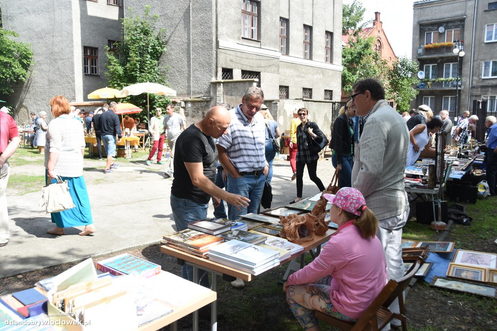 Jarmark staroci i rękodzieła w muzeum