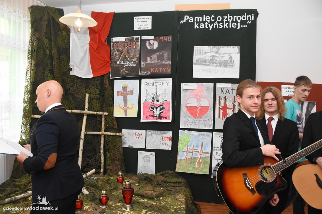 Pamięć o zbrodni katyńskiej