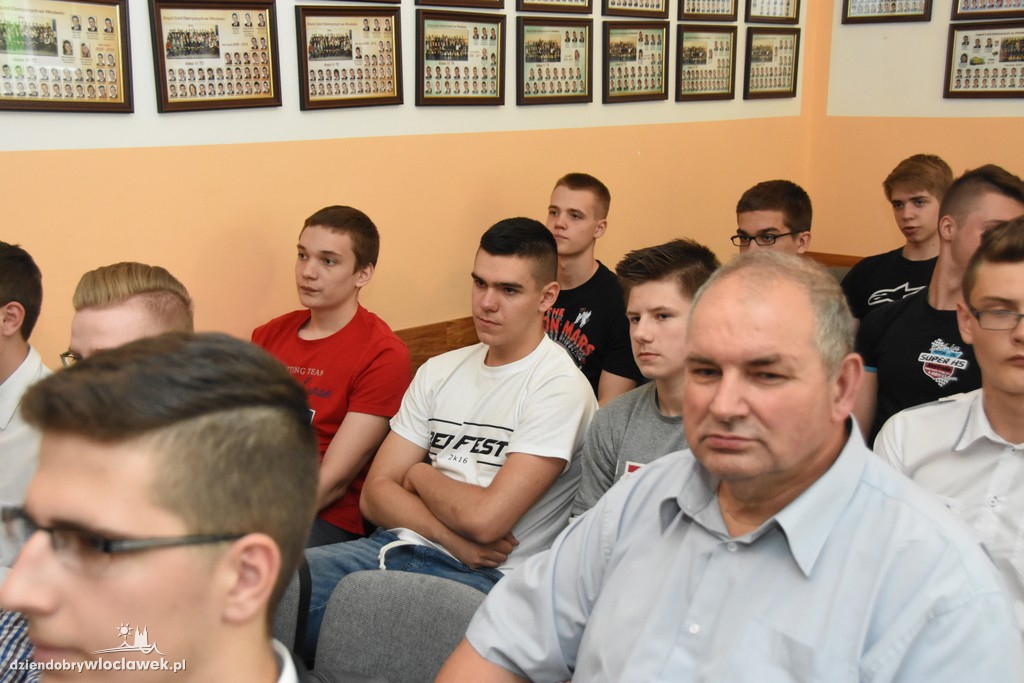 Pamięć o zbrodni katyńskiej