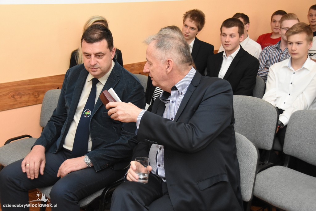 Pamięć o zbrodni katyńskiej