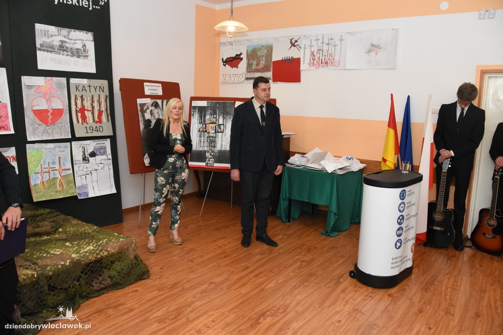 Pamięć o zbrodni katyńskiej