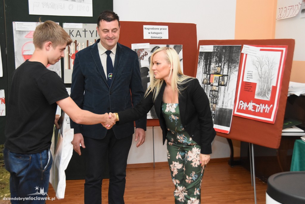 Pamięć o zbrodni katyńskiej