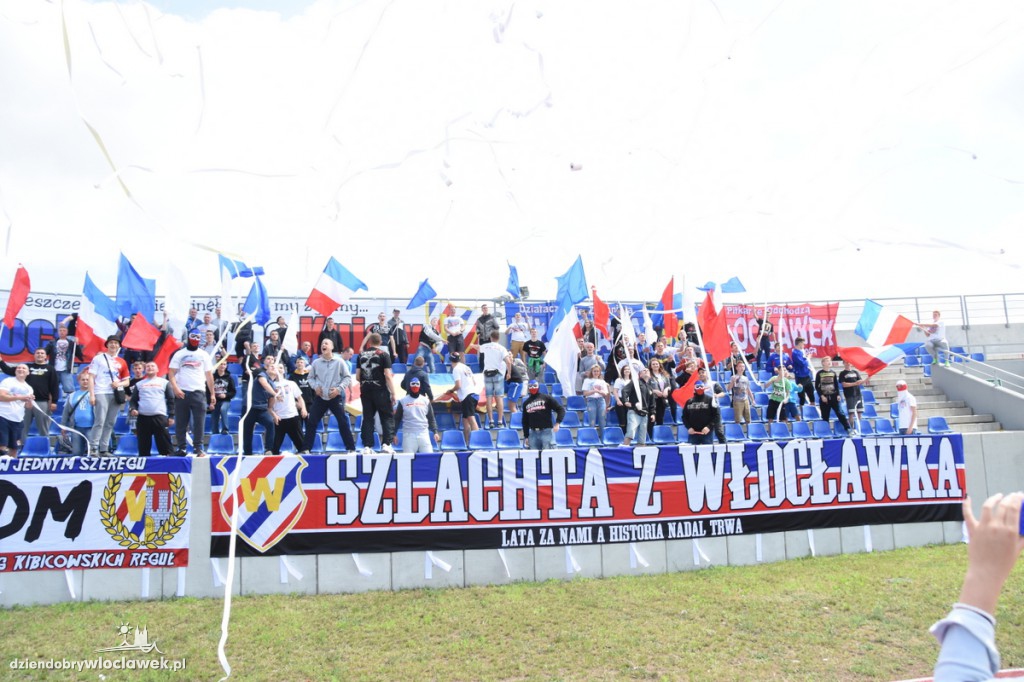 Niesamowita oprawa kibiców rocznicy klubu