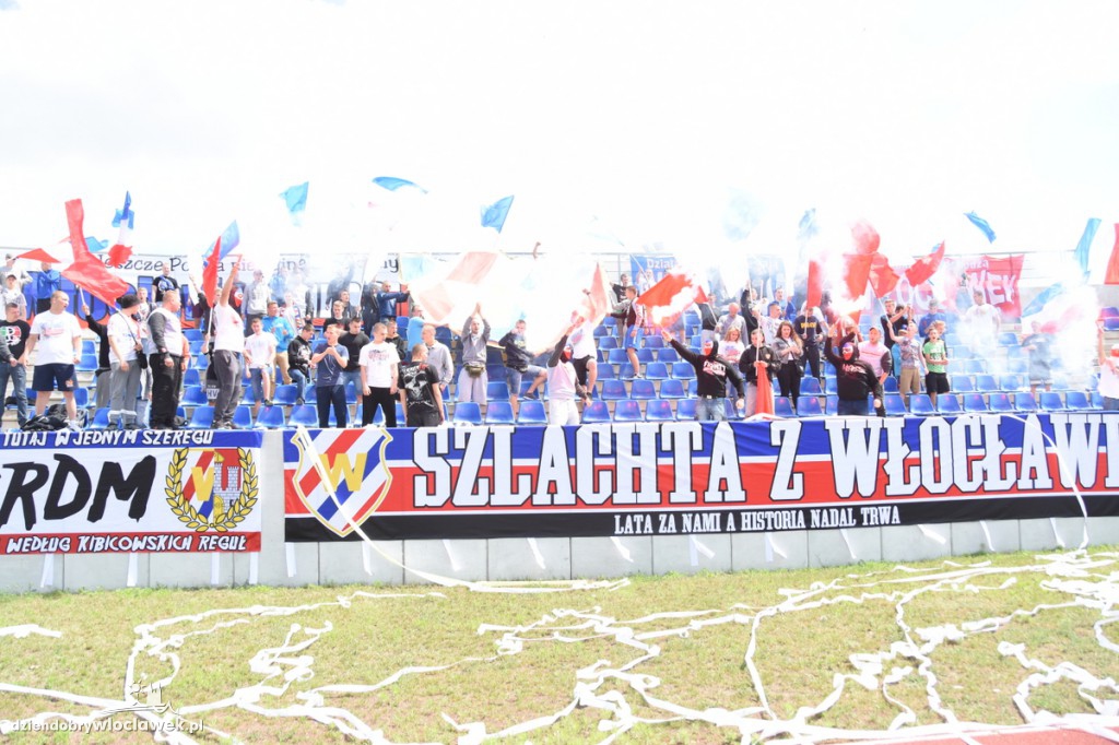 Niesamowita oprawa kibiców rocznicy klubu