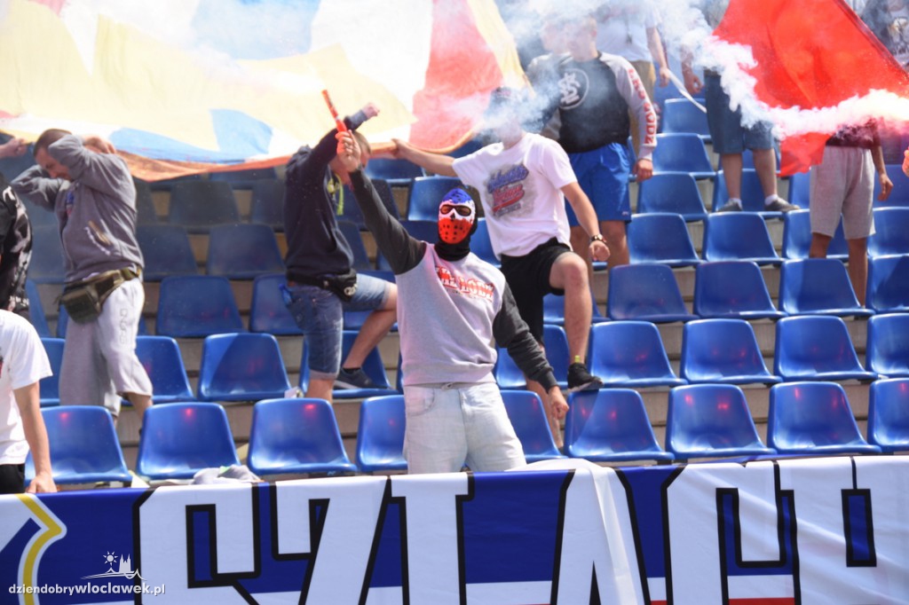 Niesamowita oprawa kibiców rocznicy klubu