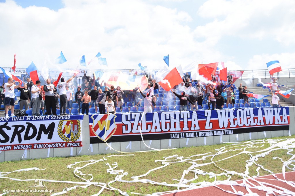 Niesamowita oprawa kibiców rocznicy klubu