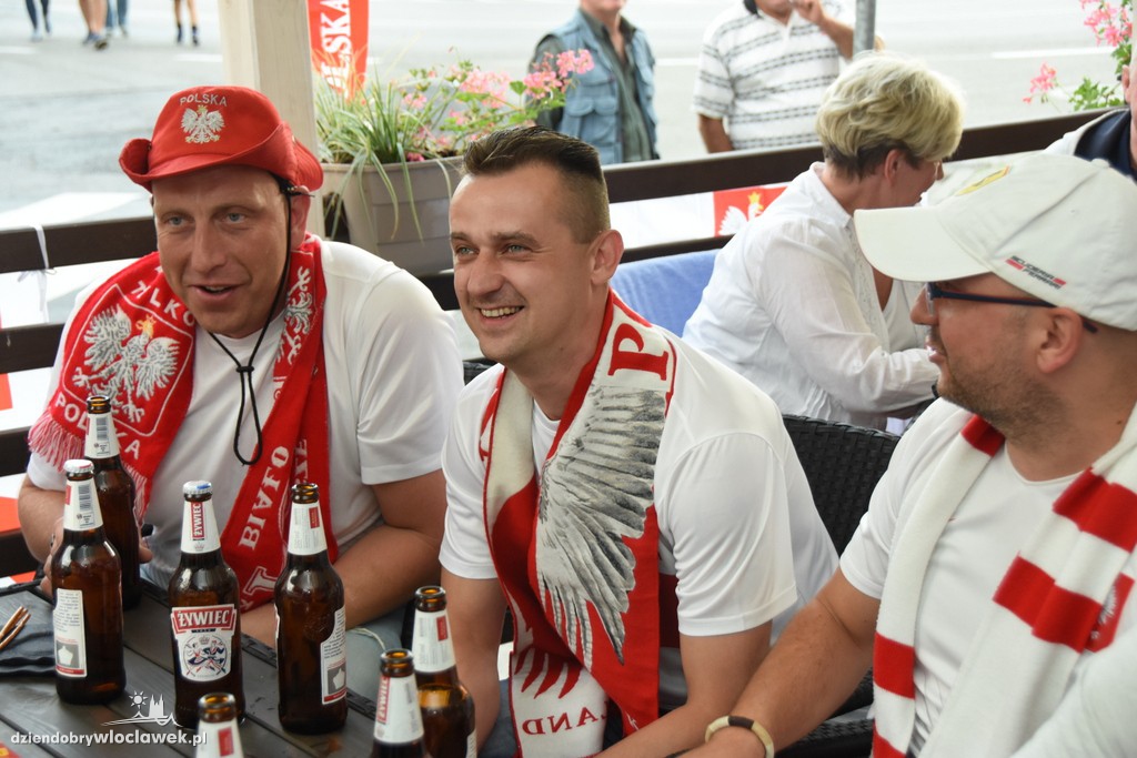 Kibice spotkali się na Placu Wolności