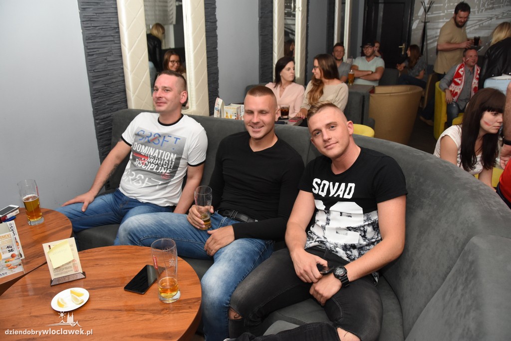 Kibice spotkali się na Placu Wolności