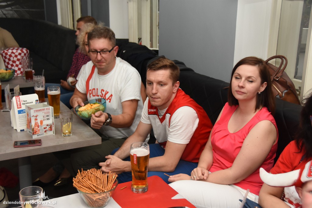Kibice spotkali się na Placu Wolności
