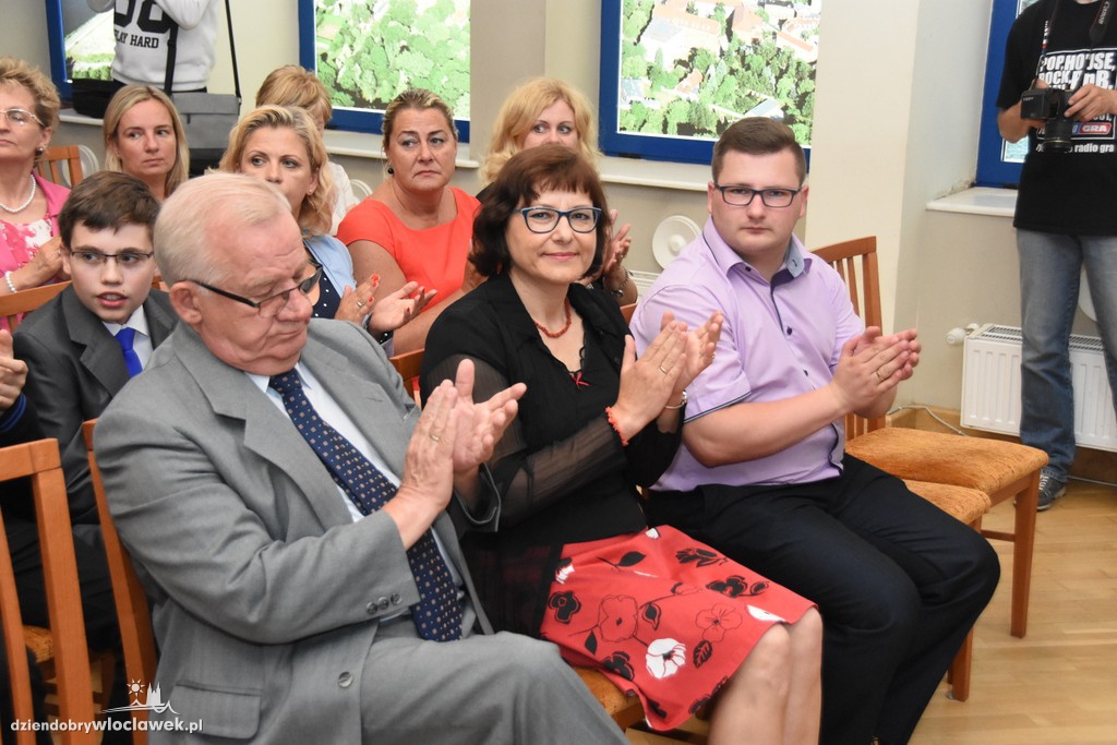 Wręczenie stypendiów uczniom