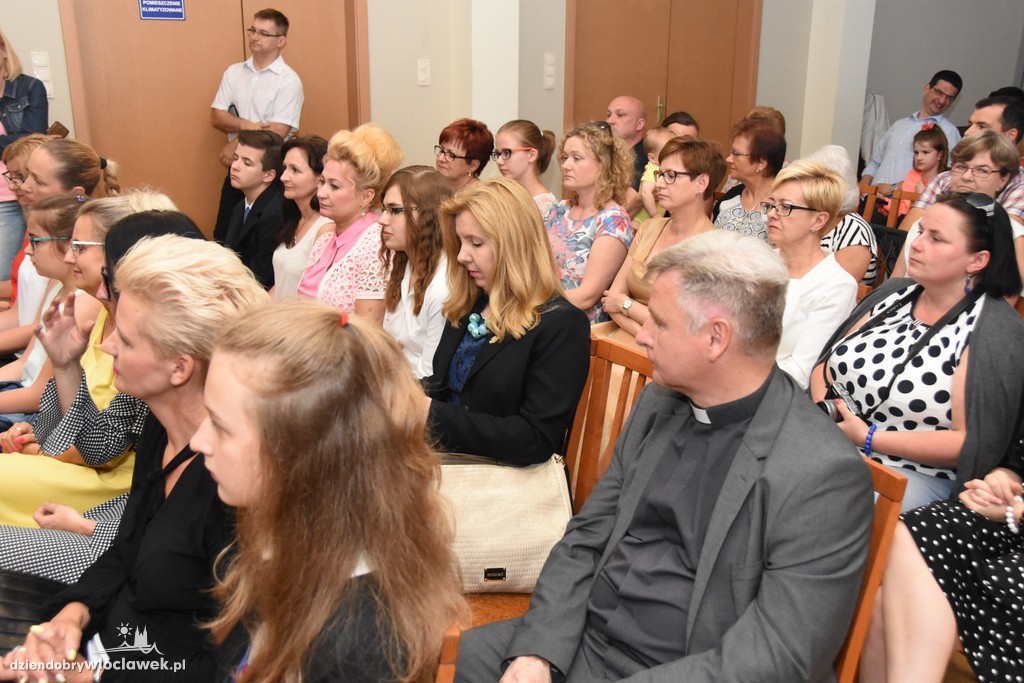 Wręczenie stypendiów uczniom