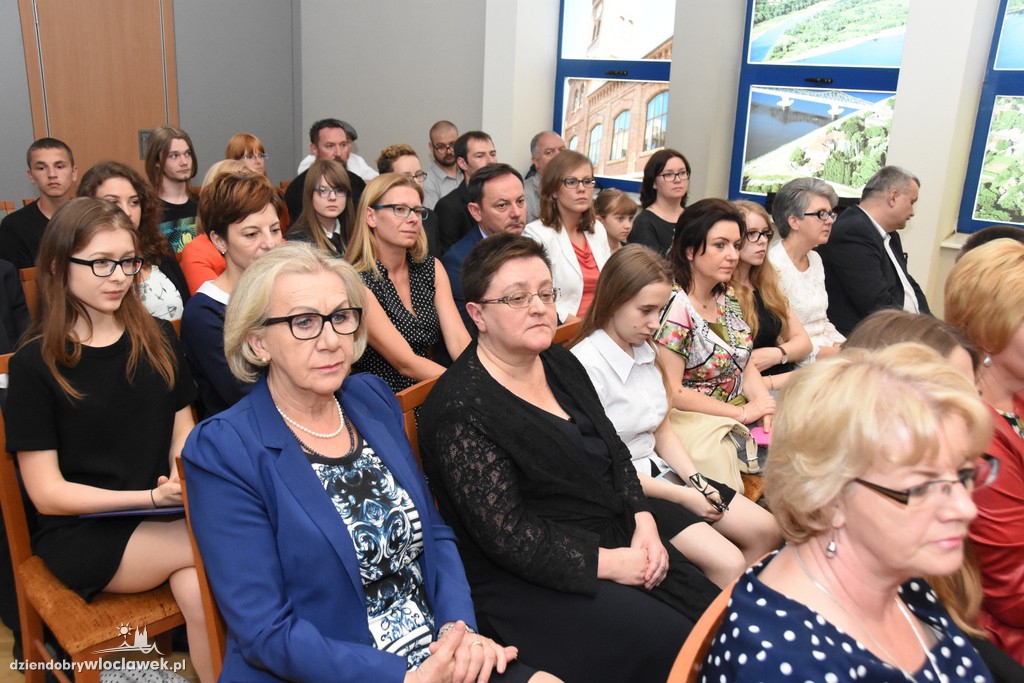 Wręczenie stypendiów uczniom