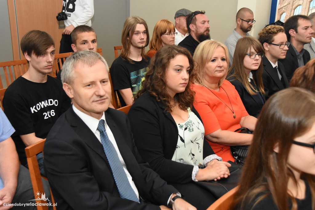 Wręczenie stypendiów uczniom