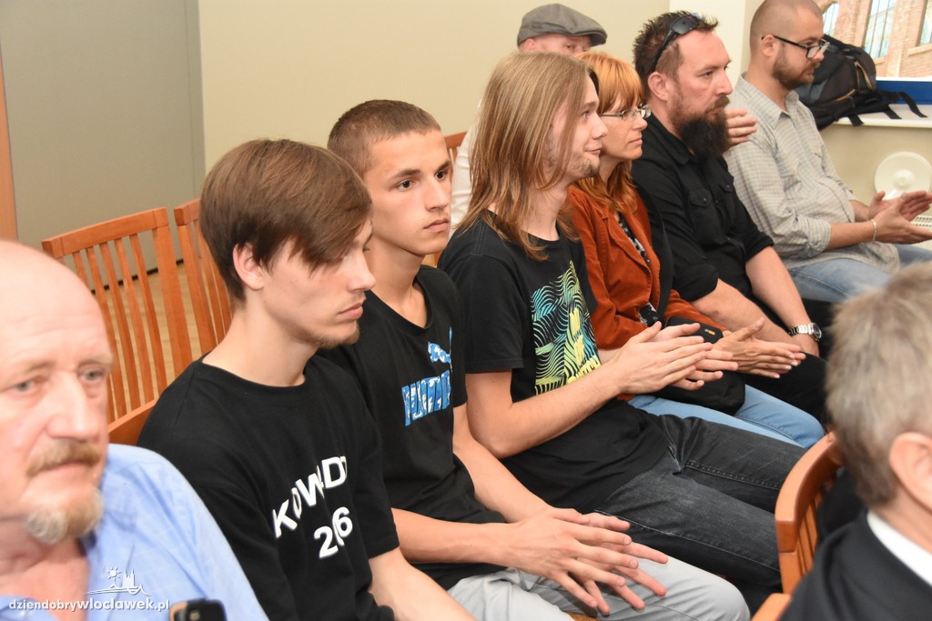 Wręczenie stypendiów uczniom
